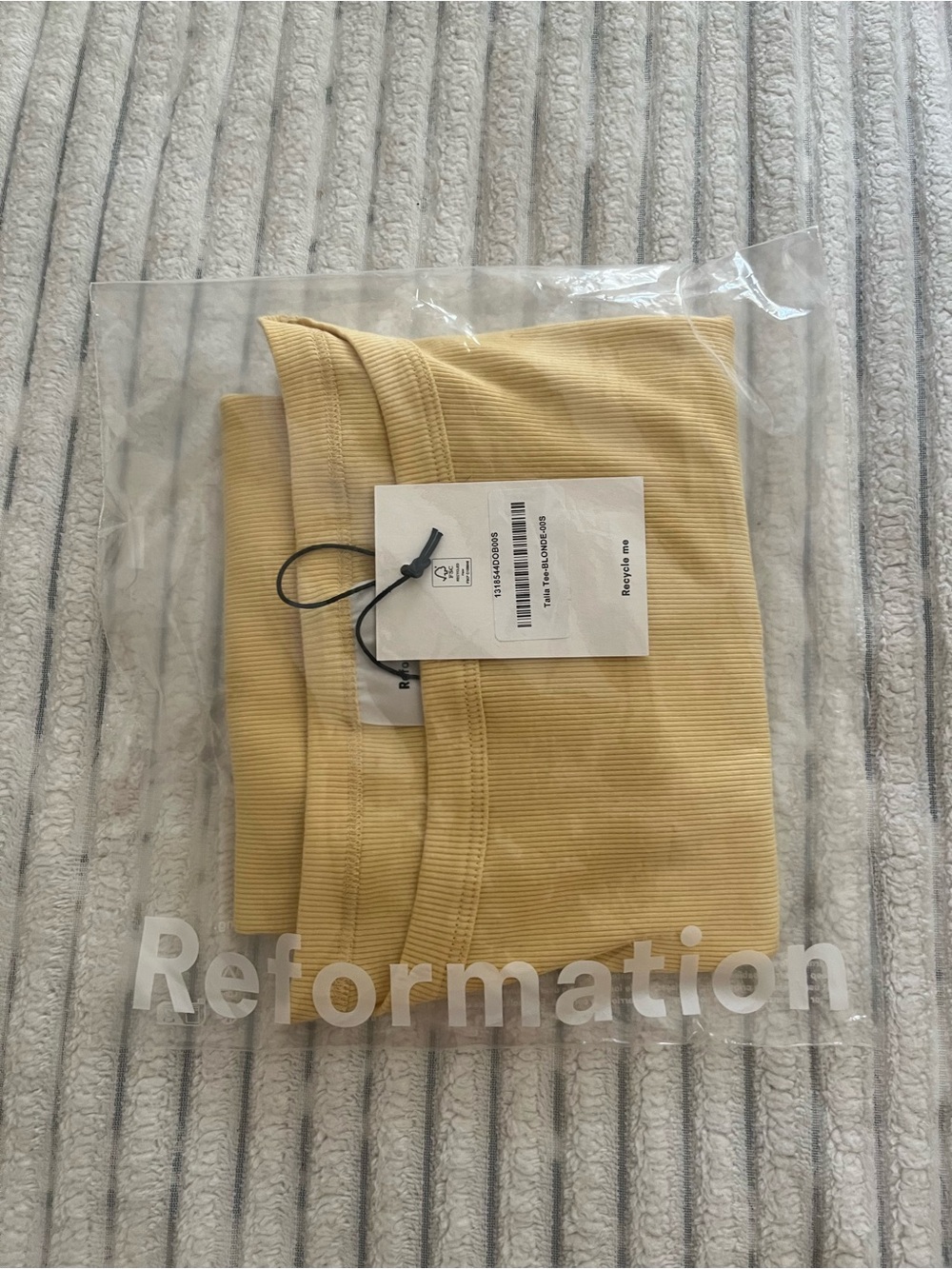Reformation Talia Tee in Blonde - Picture 11 of 11